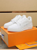 LV *Trainer - White
